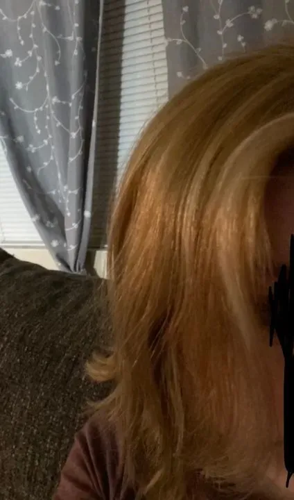 https://cdn.salonspotlight.com/photos/bjlQ6nDpO6iLEL9zGxwd/3a7c0ec3-e28a-44c6-b718-bdab87924f4f_720x720