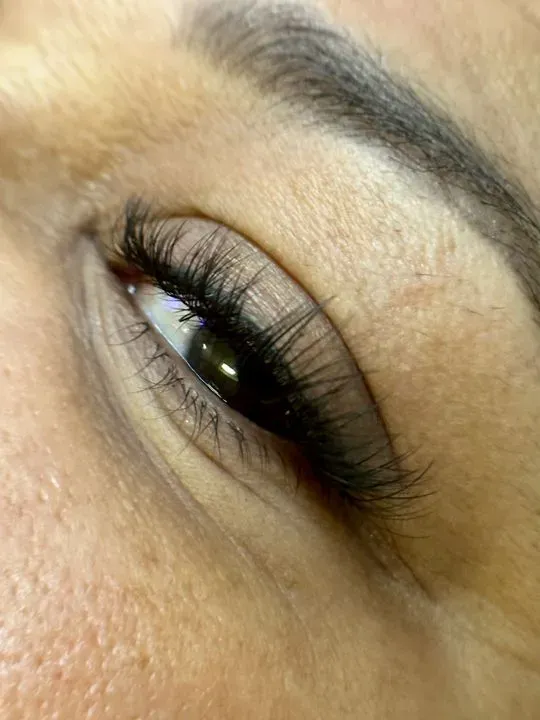 https://cdn.salonspotlight.com/photos/bkNfnfSOEuuLMY4zdnEM/fa09d4e0-08a6-475e-92b3-61262e71f4ee_720x720