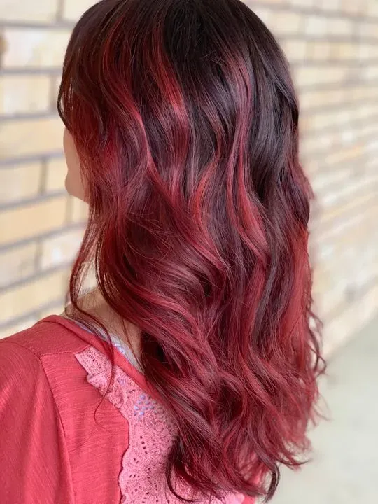 https://cdn.salonspotlight.com/photos/bqUCjpe1cAyGLTguuDKV/0698652c-4e42-4dfe-8549-ccdcc1b3e3a0_720x720