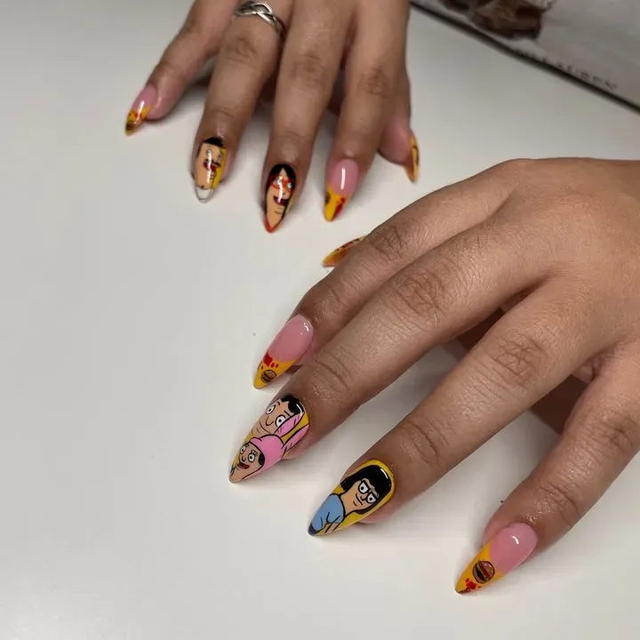 https://cdn.salonspotlight.com/photos/btk2CpNcZtFoVvgKIHVB/b86626e5-e3d3-4e2f-8afc-6e55d7214f89_720x720