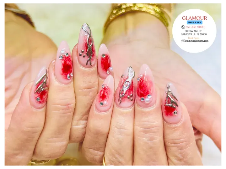 https://cdn.salonspotlight.com/photos/cAohbv4FyW61TR08D2Bj/b540544e-c42b-441c-8dad-54d4ec7e2f86_720x720