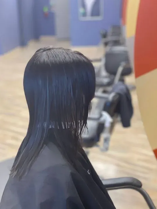 https://cdn.salonspotlight.com/photos/cHU3pTmhyvmsz3zABsVU/1ca1d35b-9bb4-4e75-8271-c89f18aebb97_720x720