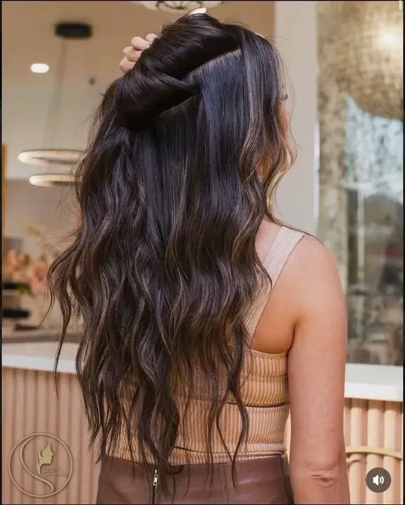 https://cdn.salonspotlight.com/photos/cHaQWhROQaA5S9bM8grC/5174c791-6302-46c7-9143-4e362a52044d_720x720