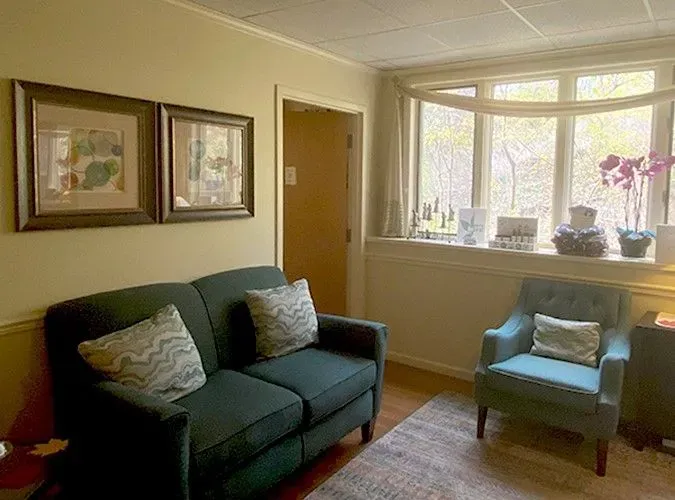 https://cdn.salonspotlight.com/photos/cJYht54YbkQ3ajpUoCwK/a9319d3d-6446-4178-9131-559fbd9e1653_720x720