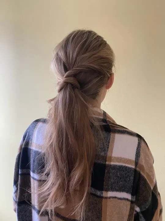 https://cdn.salonspotlight.com/photos/cUqPPXHxt0gd41hcl2GP/e53f340b-5a51-487f-bd5f-fd79a27edfd3_720x720