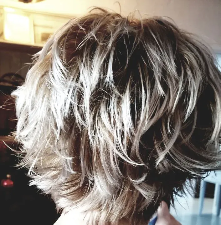 https://cdn.salonspotlight.com/photos/cWk4feiWdjfw8DlROOwW/a1556816-c4b5-49e4-a225-cf0f50371585_720x720
