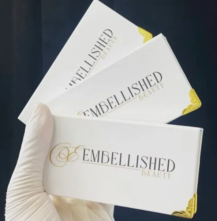 https://cdn.salonspotlight.com/photos/cbAyTZTzQJwyhW1pohHS/b33847c4-91b4-4f24-8fda-1ed55654f58f_720x720