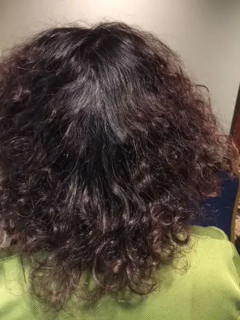 https://cdn.salonspotlight.com/photos/cf5Jn2VpRBFY14CTAlxZ/12667ed1-6cf2-4e64-bf03-526a2852830a_720x720