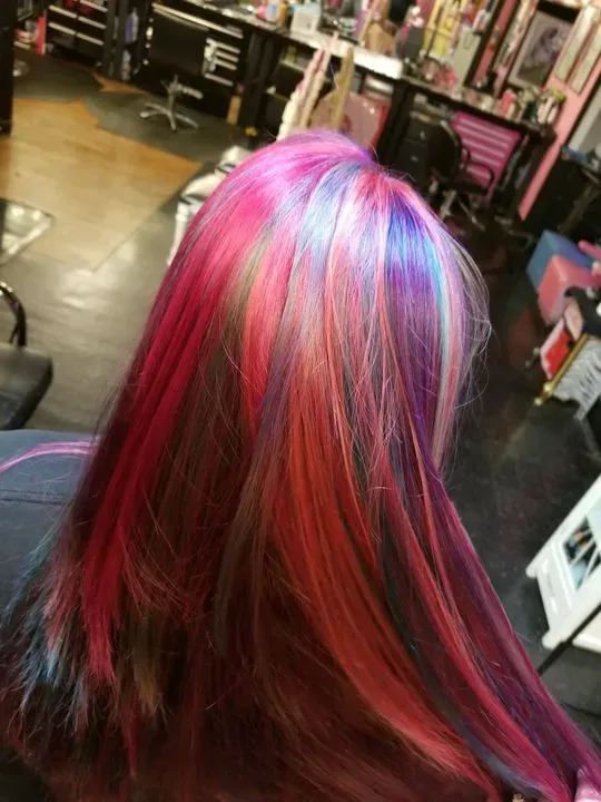 https://cdn.salonspotlight.com/photos/cf5Jn2VpRBFY14CTAlxZ/5e022142-12ba-426b-90e2-ab63d5ec7812_720x720
