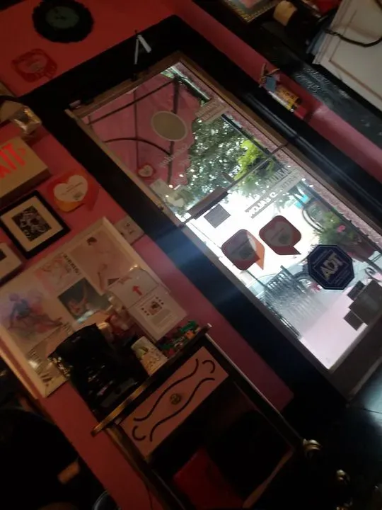 https://cdn.salonspotlight.com/photos/cf5Jn2VpRBFY14CTAlxZ/6f878597-3352-4ec0-ab1d-b072ad104cb6_720x720