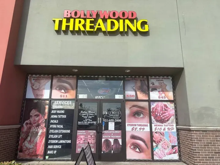 https://cdn.salonspotlight.com/photos/cnTeUSO4nNRkGhbPm6S8/3aa016f0-4416-499e-8679-919ef5c9265a_720x720