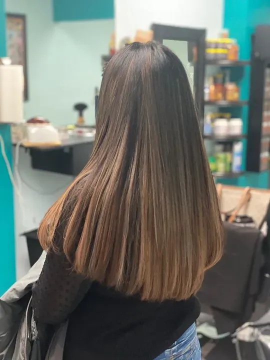 https://cdn.salonspotlight.com/photos/cnexd8bRZQoyndGAYON8/16497a30-0307-422e-9749-4a6e6f292c9c_720x720