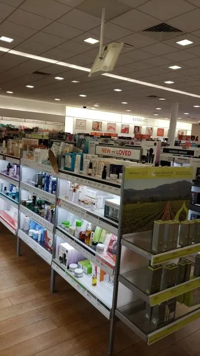 https://cdn.salonspotlight.com/photos/cpnu4gSL0eZSJnnxJB4p/ecd580e4-f9af-416a-9214-07d253d12c81_720x720