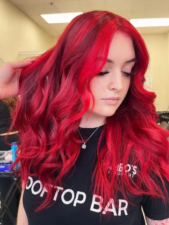 https://cdn.salonspotlight.com/photos/csRd4CpDNSw7nfI0j7Li/5a266978-f1e1-4327-ae15-b2d6934d6fdb_720x720