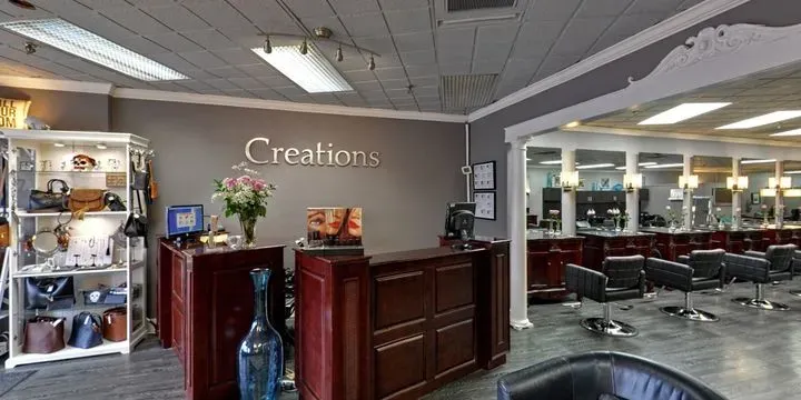 https://cdn.salonspotlight.com/photos/cu1NhoGRfzfREMYiJdQ5/506836fc-6ce0-43b4-b5bd-c608f3a3e3fc_720x720