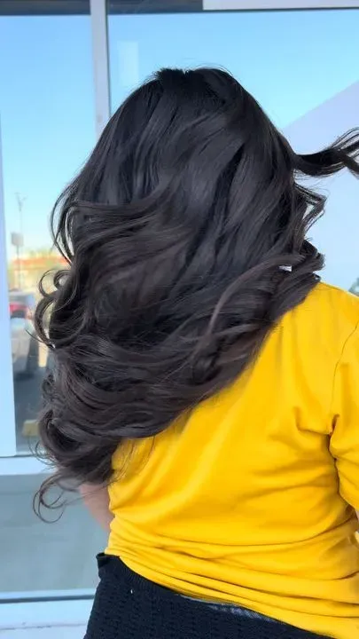 https://cdn.salonspotlight.com/photos/cwQQiUo56KTCODcuogYe/f4343c0e-c155-4aec-8b33-5dc302381a4c_720x720