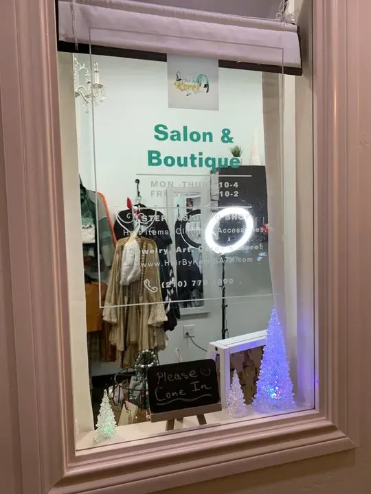 https://cdn.salonspotlight.com/photos/czcIFCdKlninQvlbYZ8W/a211eadd-280c-41c8-923a-129265bd7c3b_720x720