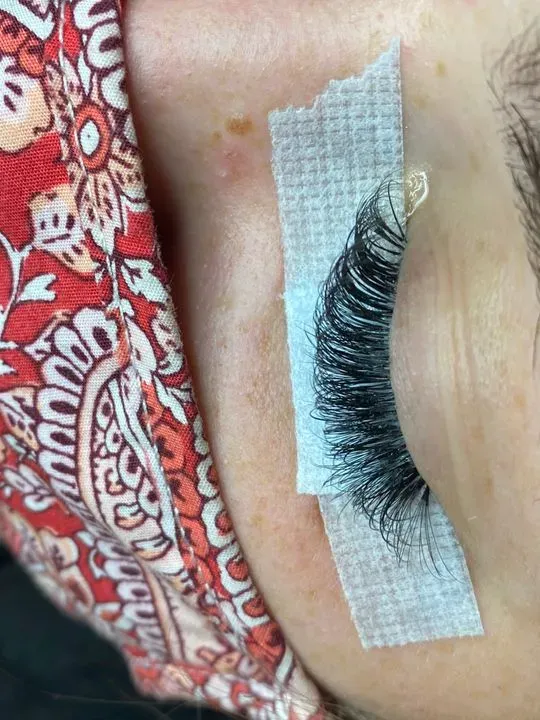 https://cdn.salonspotlight.com/photos/d2VDYjKMgQ9XUwuZFUEq/9b1b6fe6-63c8-416b-958c-c90c01914a81_720x720