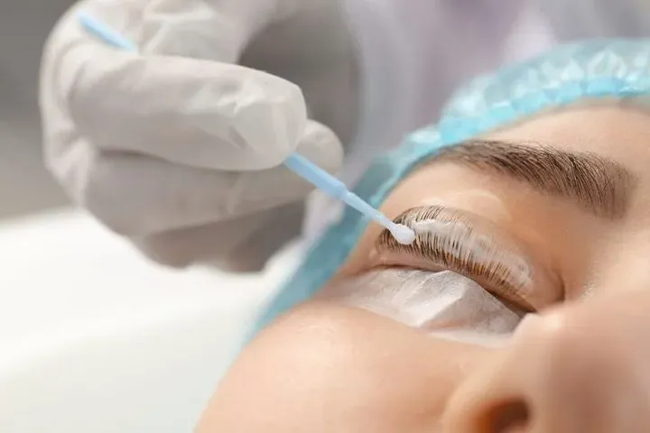 https://cdn.salonspotlight.com/photos/d4wno5kCaYAjNyd2IrbL/72a9c155-2252-468f-a087-e48bf606d65f_720x720