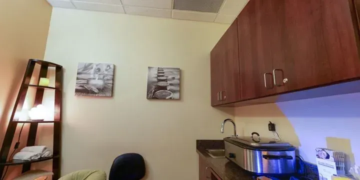https://cdn.salonspotlight.com/photos/d9fcfOQb0PyAXZA3XQHh/05284b6b-ce29-417b-808e-36d1ee865eb4_720x720