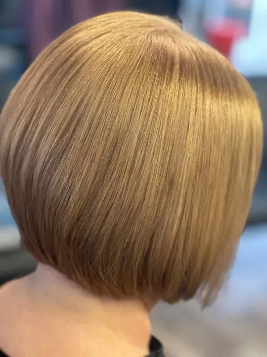 https://cdn.salonspotlight.com/photos/dHPn0V37COwAEjp9XAnO/b2e5e0e5-4c20-4517-a64b-8b637bd9bfe0_720x720