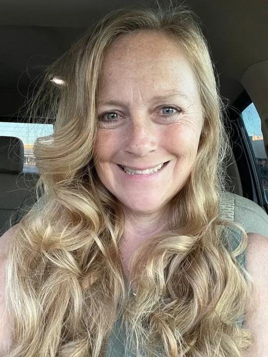 https://cdn.salonspotlight.com/photos/dNY3q9Nn4n33I7gjr7Zd/f718b55c-af24-40fd-a120-1848fb6b1a17_720x720