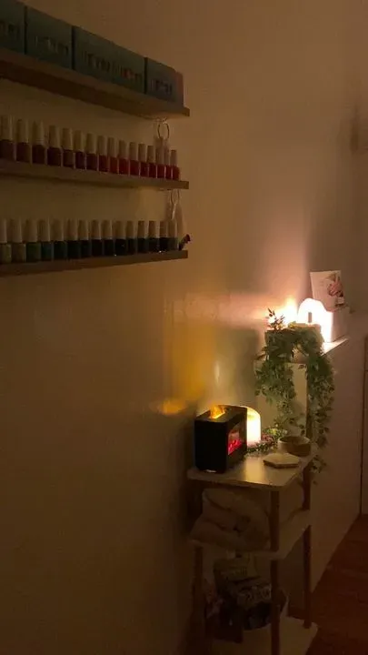 https://cdn.salonspotlight.com/photos/dNb8KgACWIiPDQkmCJwS/200d6912-b431-4ac0-8ab2-254da3d8d767_720x720