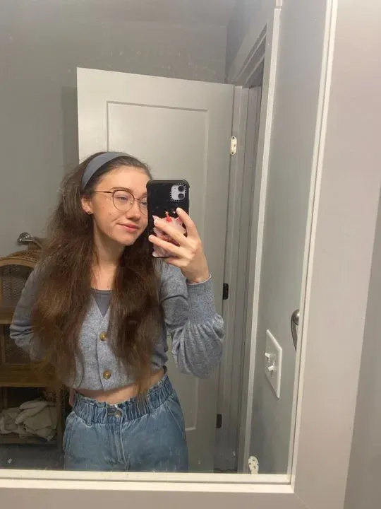 https://cdn.salonspotlight.com/photos/dY2ryKTYdmPjmvRV9Bpa/9cd927b1-3672-4c70-9de4-4122d1b186c9_720x720