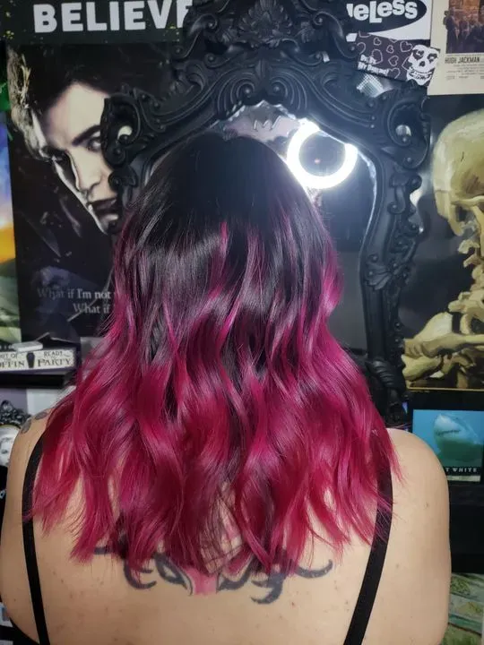https://cdn.salonspotlight.com/photos/df0CKxISru32TeN0Ehjr/4463371e-5319-40fd-ae89-e3119fb2d333_720x720
