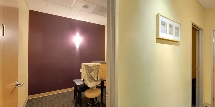 https://cdn.salonspotlight.com/photos/dfgRVUod5DO1TJLQAWAr/94015e8e-10e0-4b1d-a369-854c18366874_720x720