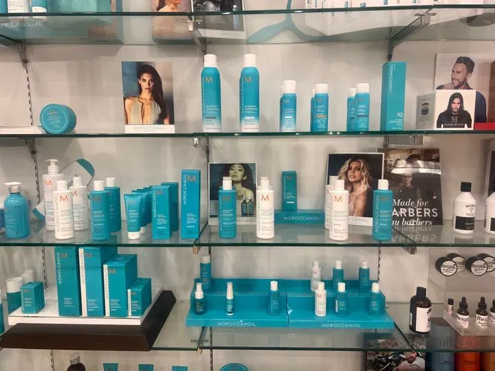 https://cdn.salonspotlight.com/photos/dgPepKJQ0OMs25NuNlgt/7f3fcf9b-192a-4a8d-b7dd-4f1e6d410e75_720x720