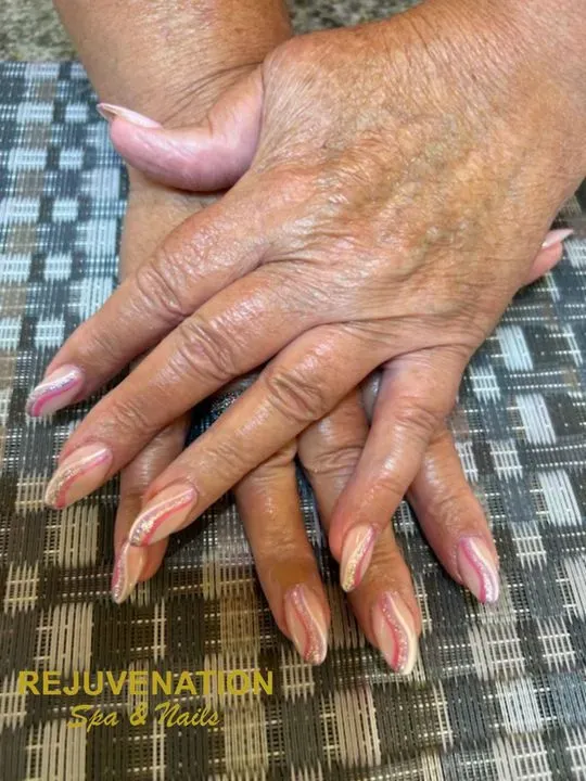 https://cdn.salonspotlight.com/photos/dj7prZjqGuBA7pOJ5l9W/877cefb8-ca89-4802-b74c-126901aa4a92_720x720