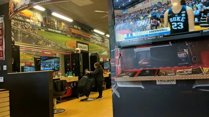 https://cdn.salonspotlight.com/photos/dqwLgzG5IV00lv00Kxfa/2fc6eadd-034c-4177-9a8d-501b07ff2158_720x720