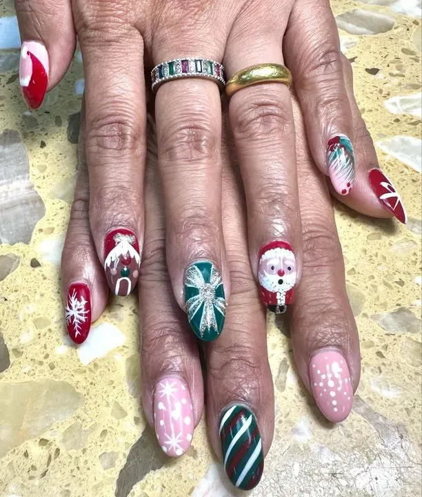 https://cdn.salonspotlight.com/photos/dvUjir57CDdT46Ti5Vnz/12ddb805-bd7e-445f-885b-2a8e28004cc1_720x720