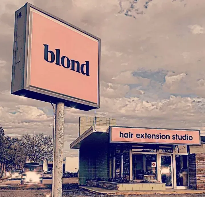 https://cdn.salonspotlight.com/photos/dy6Z1nlq1fwdAptNNwAQ/7ed1fc1e-5ee2-4483-9812-26dade639801_720x720