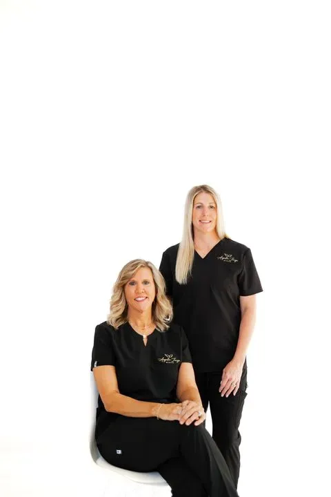 https://cdn.salonspotlight.com/photos/e0ephb2rE9cMmfJQKvBT/4c3afd31-7de0-4cdf-b40d-cdf7b883dac7_720x720