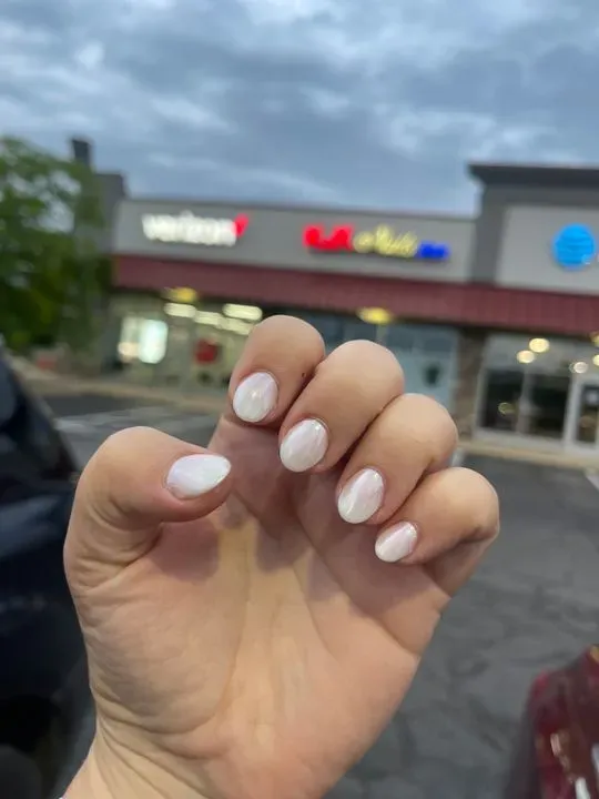 https://cdn.salonspotlight.com/photos/e78E6sjQAH6gs0uQBZZJ/16a95c55-3096-462f-952d-e57b3e6191cf_720x720