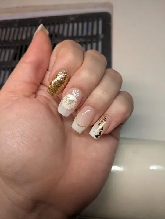 https://cdn.salonspotlight.com/photos/eBAmQKprmuO0A7oL8wAF/798070a8-b781-4b1e-86e1-e04c032a7d22_720x720