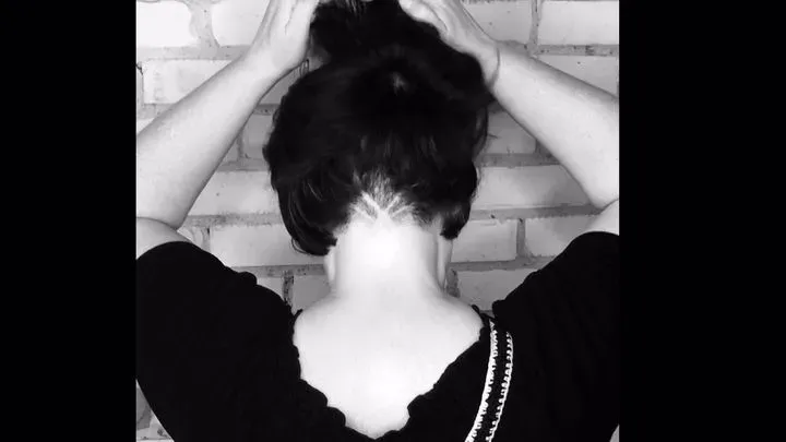 https://cdn.salonspotlight.com/photos/eDjshDk1neHIcbN7lE0R/3b89422e-e2f3-487b-a649-214b09f8c94c_720x720