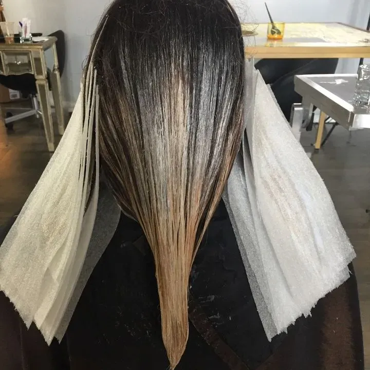 https://cdn.salonspotlight.com/photos/eDjshDk1neHIcbN7lE0R/3c49a3a1-7141-4187-b4f1-35e788d523ab_720x720
