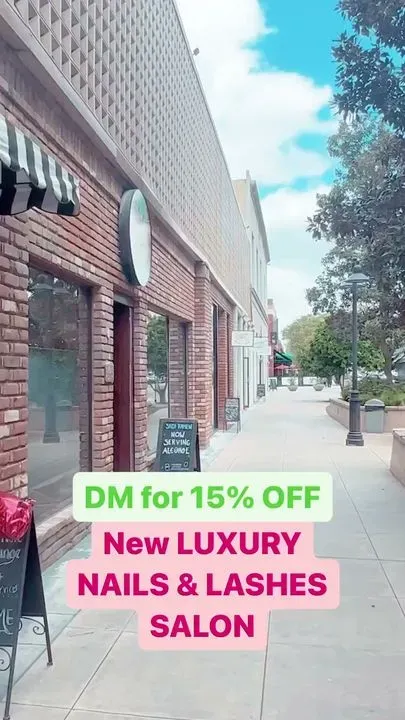 https://cdn.salonspotlight.com/photos/eMHP87vFjlrThHkiOdGf/4b18b160-4db7-4722-ab0f-65689e84eb0e_720x720