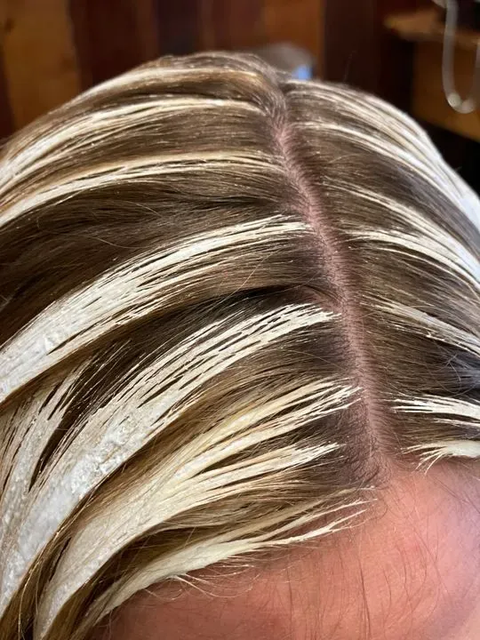 https://cdn.salonspotlight.com/photos/eOYKKSaCy6QV8mLbH6JA/23bda341-5979-4059-9549-3090f4c2f259_720x720