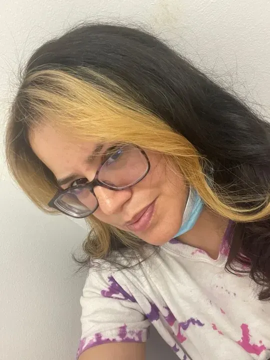 https://cdn.salonspotlight.com/photos/ePXvMlVAHKKnVMW57SQX/52b702aa-713f-412e-9830-368f19fd46a6_720x720