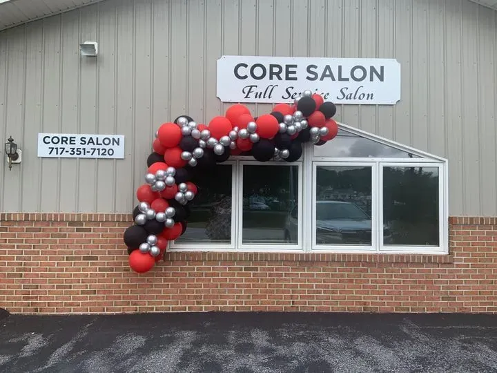 https://cdn.salonspotlight.com/photos/ea5MMLLNKi79tMjuieKg/67710ed0-f917-4b84-b620-aec0e7899b28_720x720