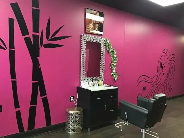 https://cdn.salonspotlight.com/photos/eapQEdBh3hll06P5lLsa/bbf0650d-06f6-402d-a2ed-1d6c5cfa5974_720x720
