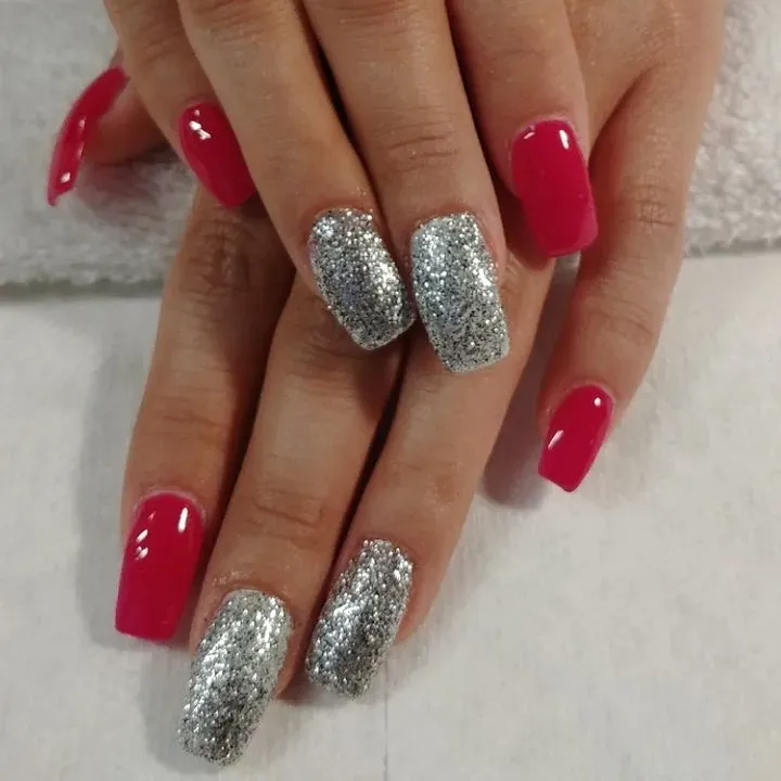 https://cdn.salonspotlight.com/photos/ebDg0SHRt2wBNq0ad8xb/89f2c3ab-ff95-4e45-9825-f241a9bd96f1_720x720