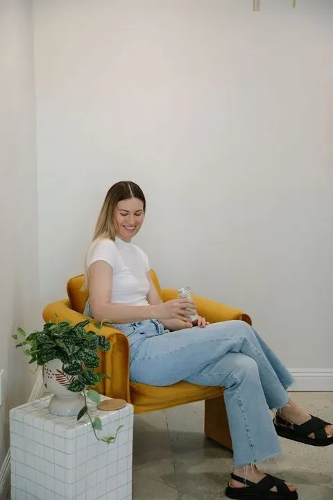 https://cdn.salonspotlight.com/photos/efsrDHpNJkXHmqDXCsHs/f6c98838-47a2-4401-911f-b04ac672933a_720x720
