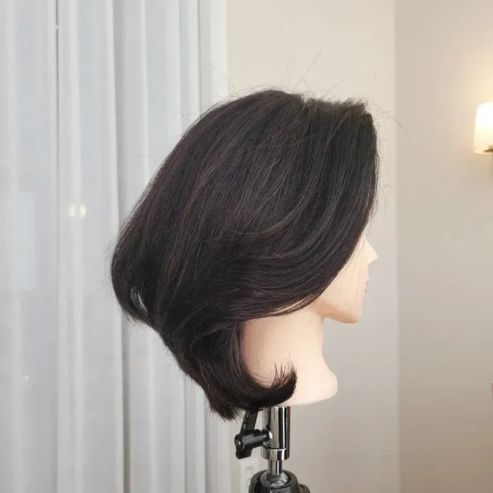 https://cdn.salonspotlight.com/photos/eguTlua9FD1f6ox5QnzO/1bbc728c-bf42-4919-af12-6e475232c8b5_720x720