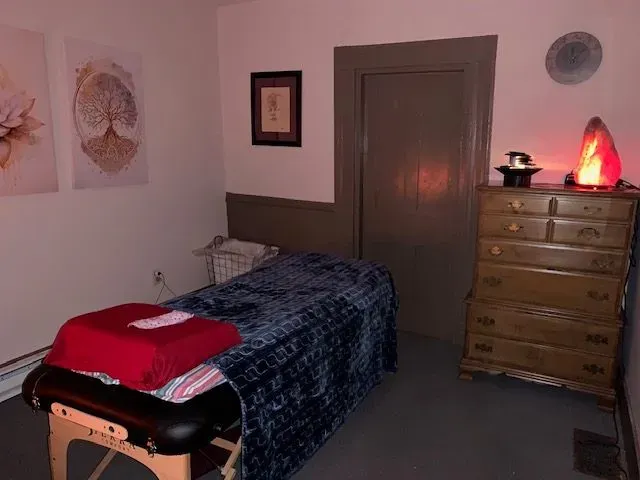 https://cdn.salonspotlight.com/photos/ehwzzevErT0JcooOn6UR/26083a72-96db-4197-b1b5-a9f416f504dd_720x720
