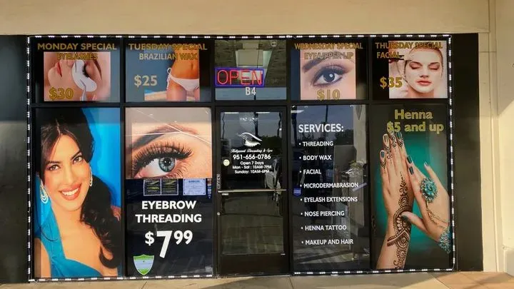 https://cdn.salonspotlight.com/photos/eiSSKjmYzXIlnl7c86l3/b8170478-8574-456d-aa3a-d1573349e039_720x720